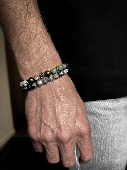 Grey Stone Wolf Bracelet